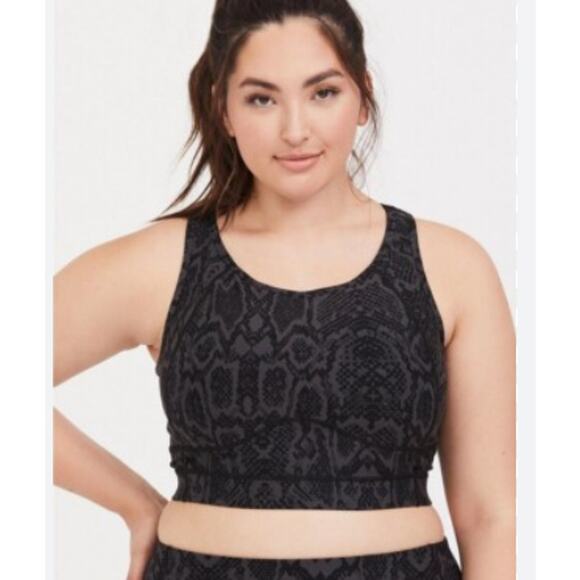 torrid Other - Torrid Size 4 Activewear Low-Impact Wireless Sports Bra Animal Print Gym Wear